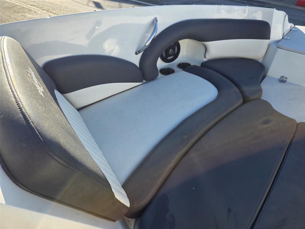 Stingray 215 Lr