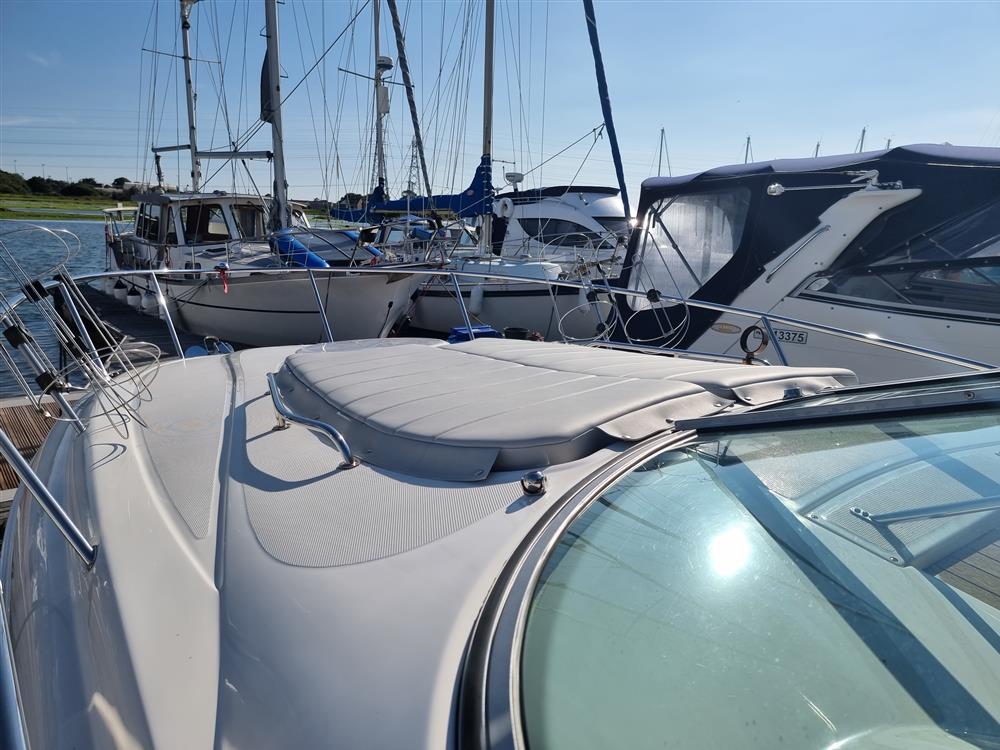 Monterey 270