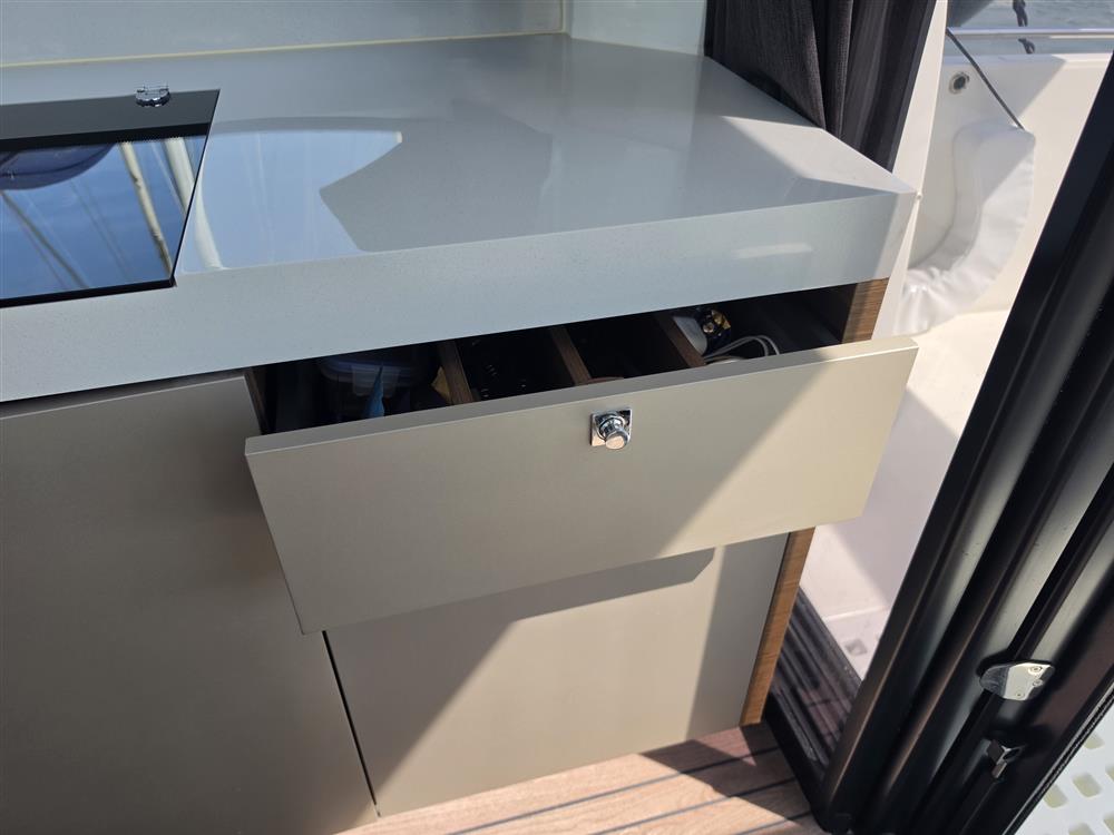 Beneteau Antares 11