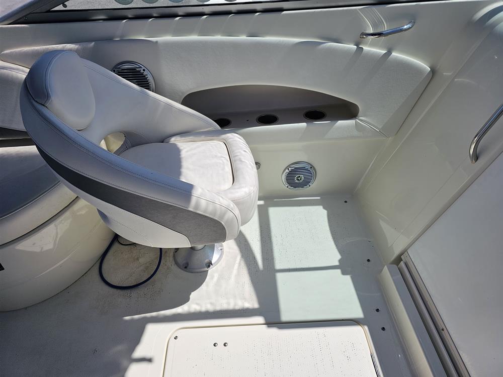 Bayliner 802
