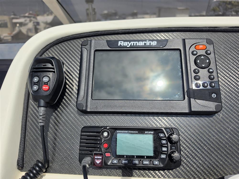 Sunseeker Hawk 27