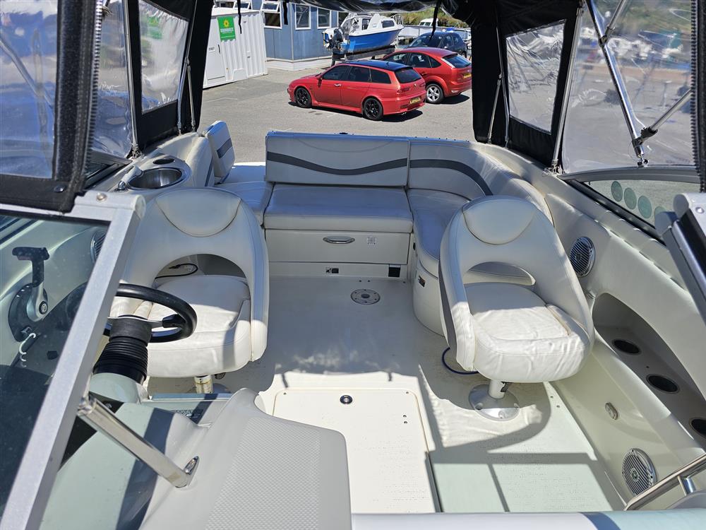 Bayliner 802
