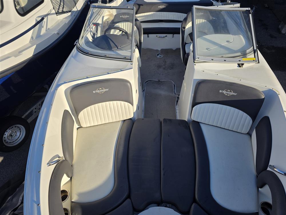 Stingray 215 Lr