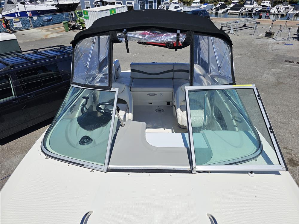 Bayliner 802
