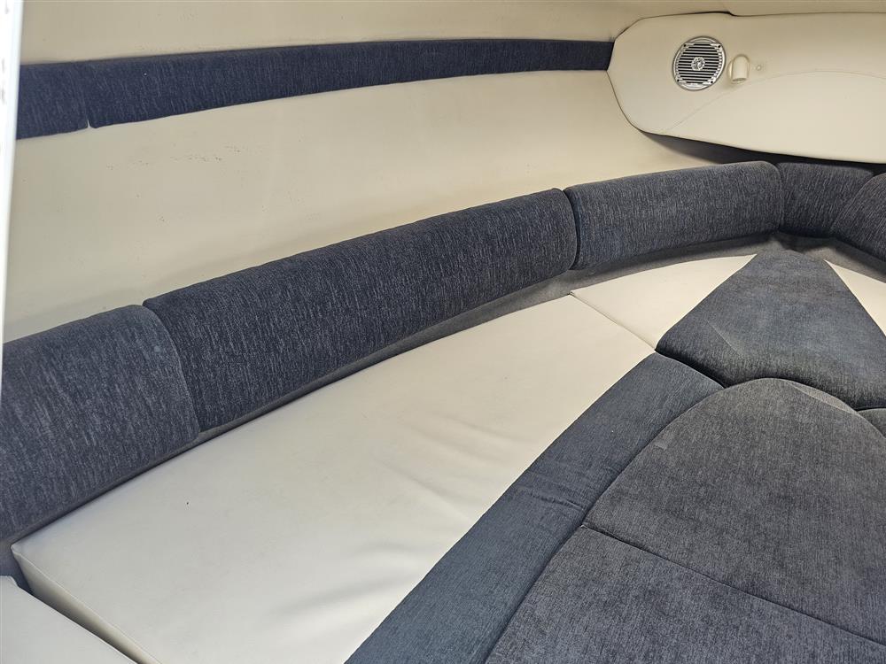 Bayliner 802