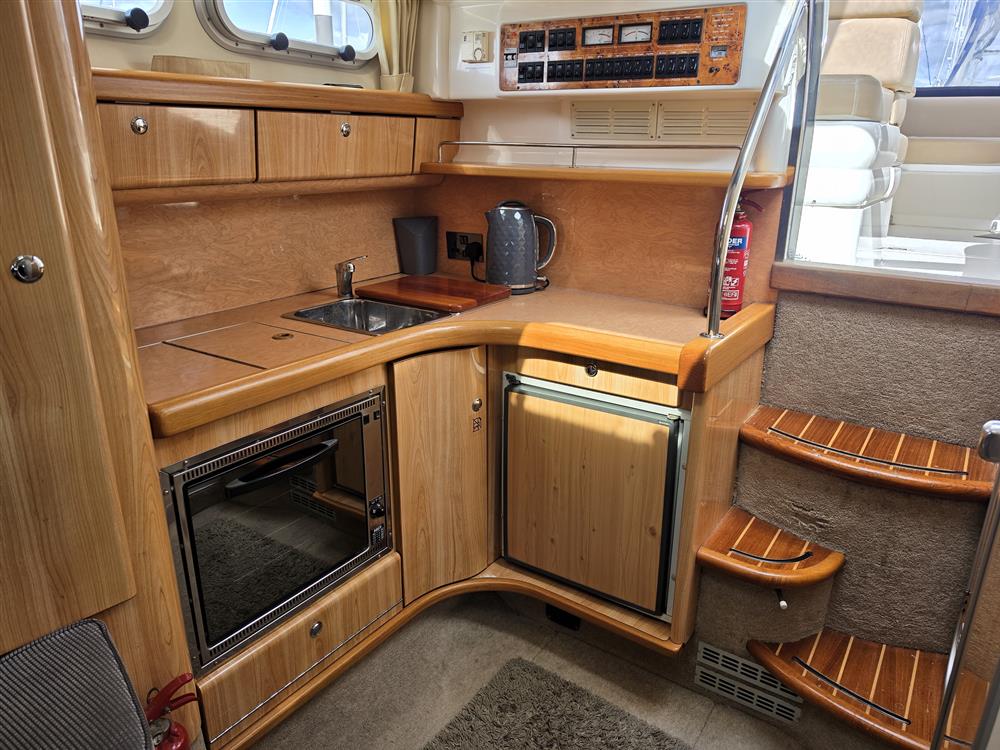 Sealine S28