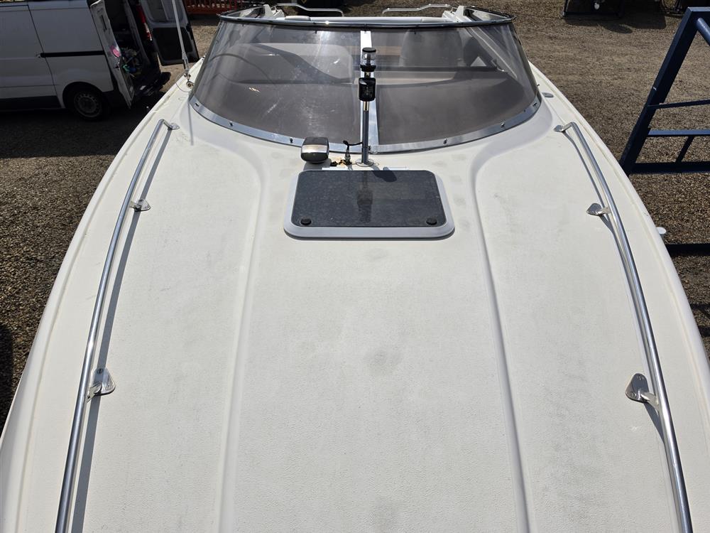 Sunseeker Hawk 27