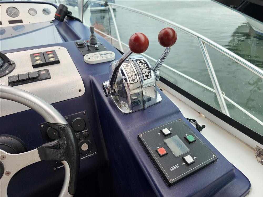 Sealine S34