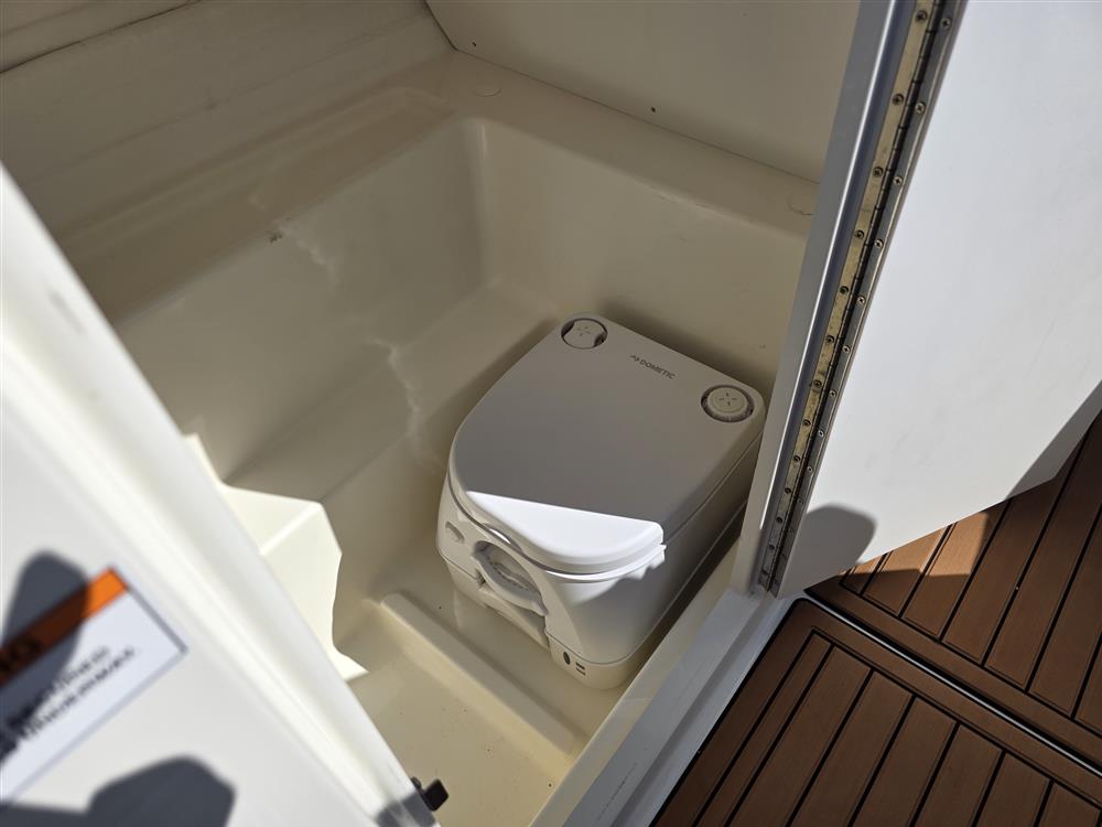Bayliner Vr6