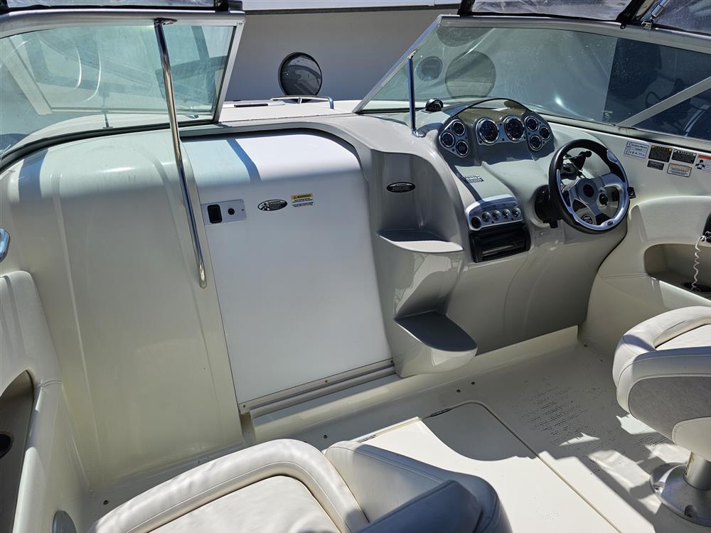 Bayliner 802