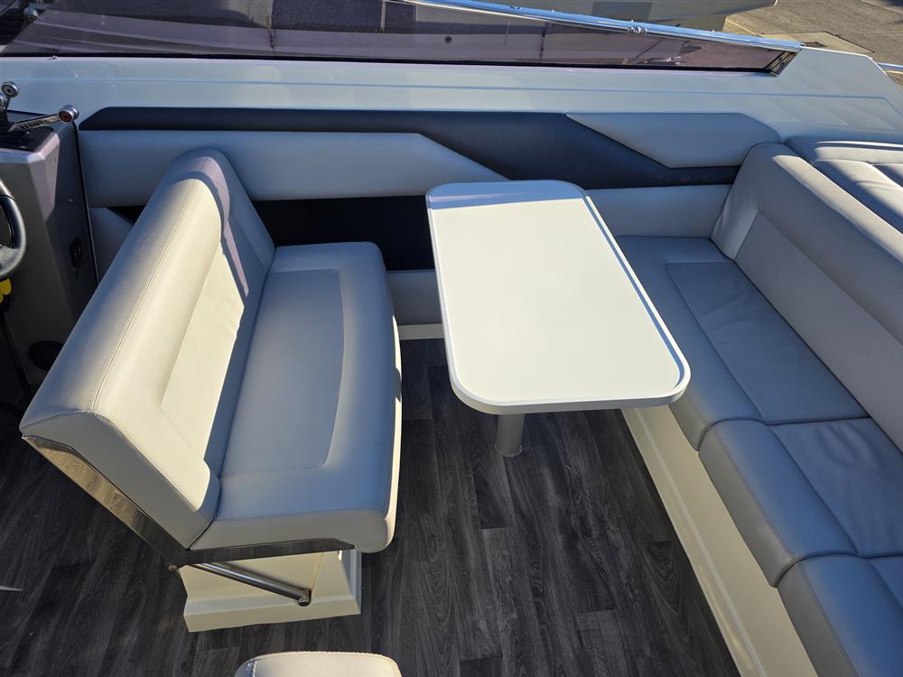 Sunseeker Mohawk 29