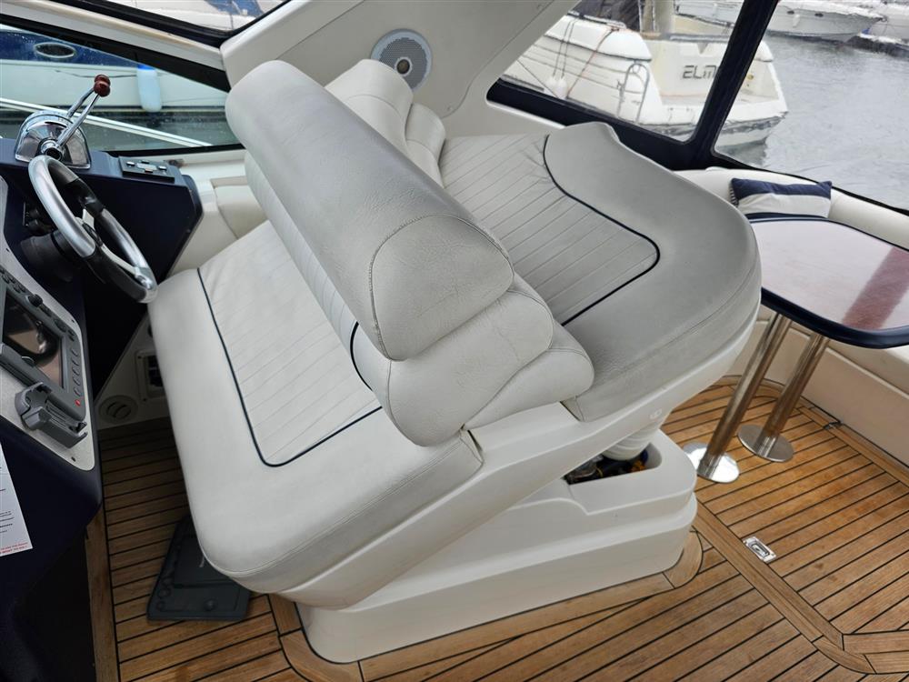 Sealine S34