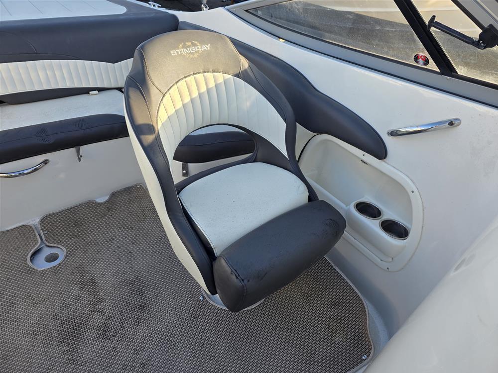 Stingray 215 Lr