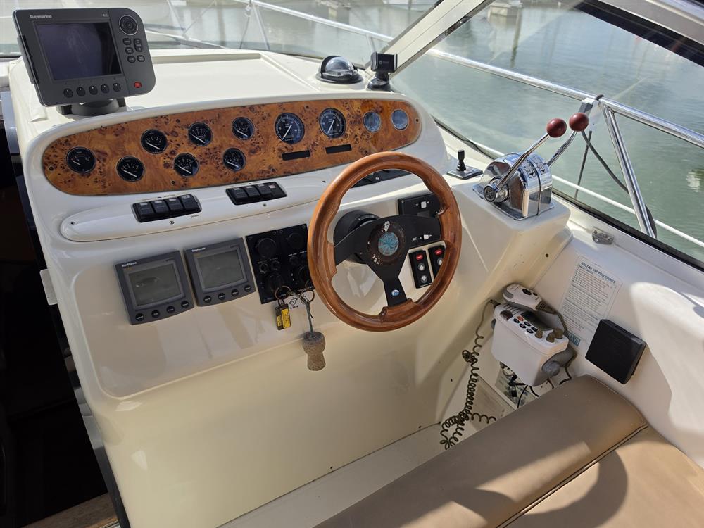 Sealine S28