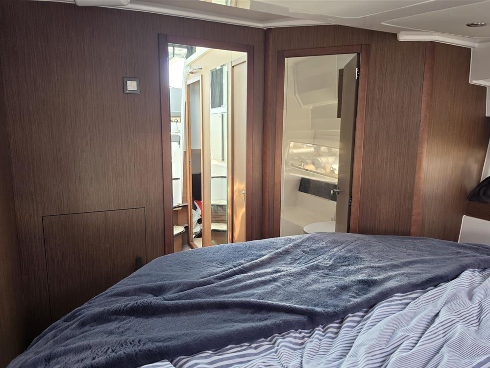Beneteau Antares 11