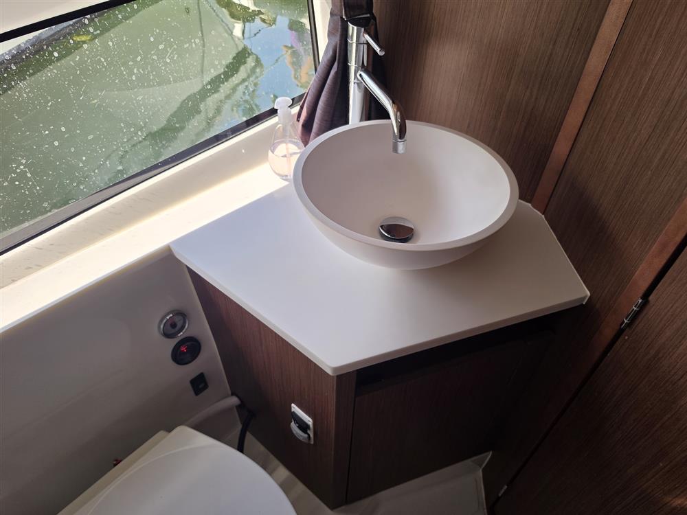 Beneteau Antares 11