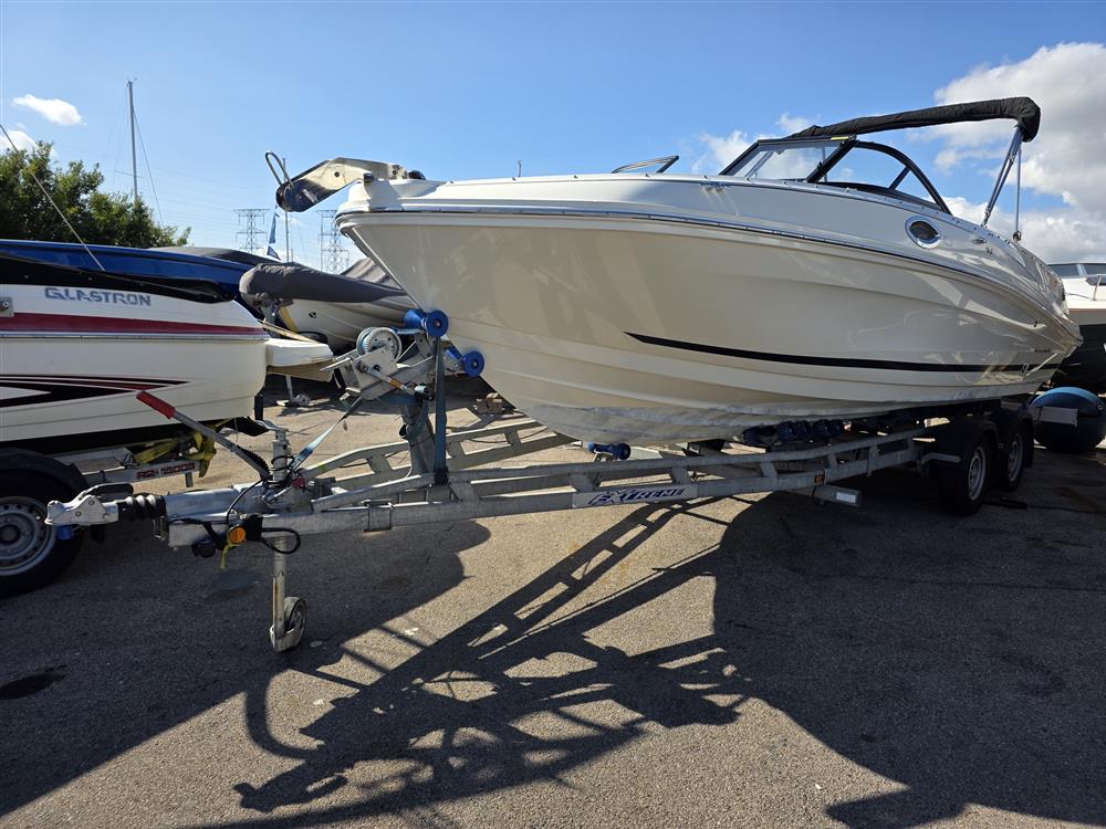 Bayliner Vr6