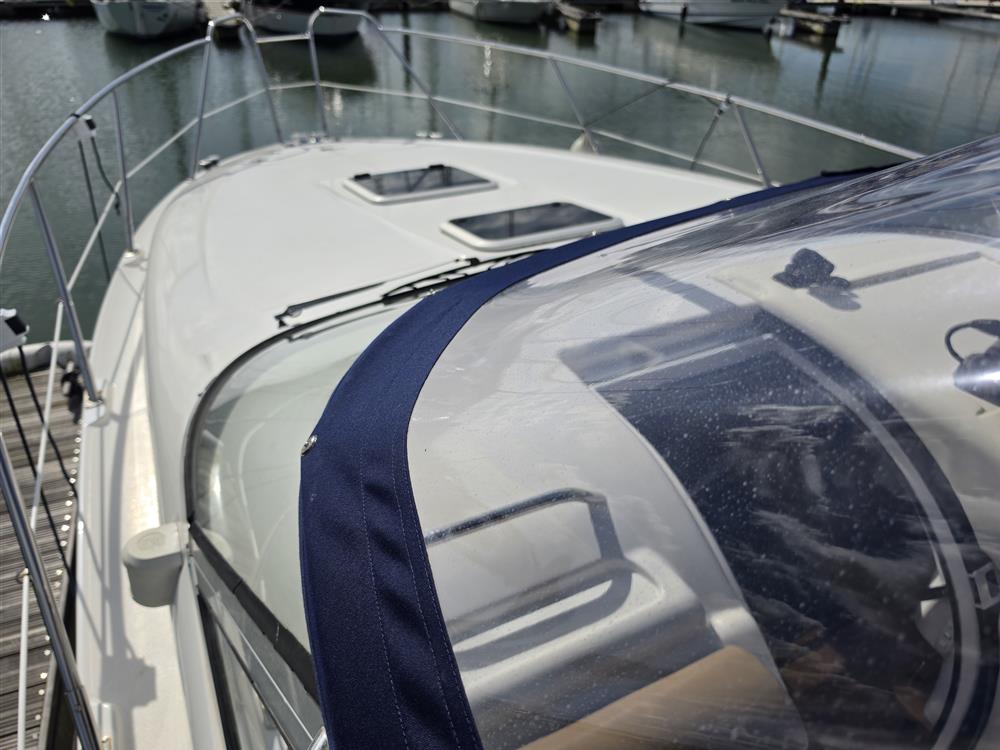 Sealine S28