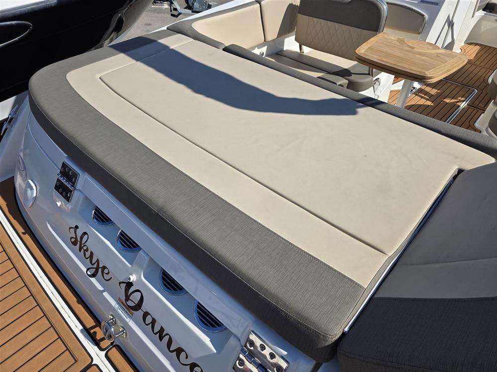 Bayliner Vr6