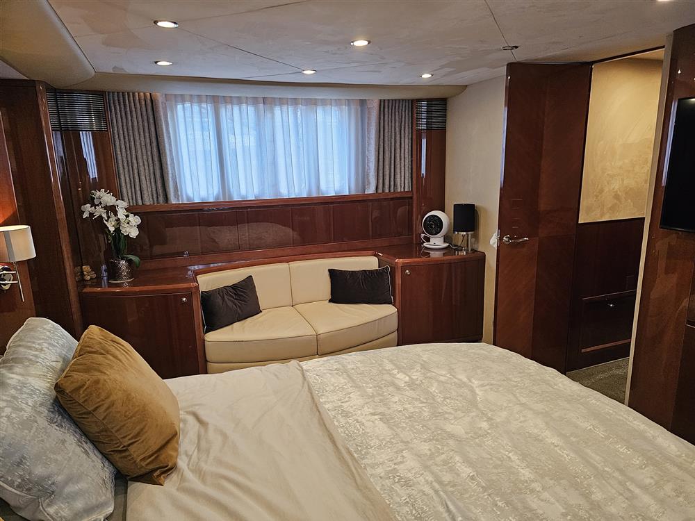 Princess 21M