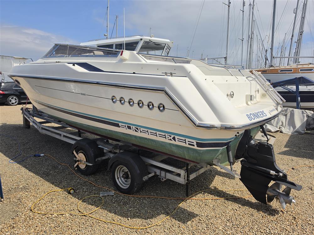 Sunseeker Hawk 27