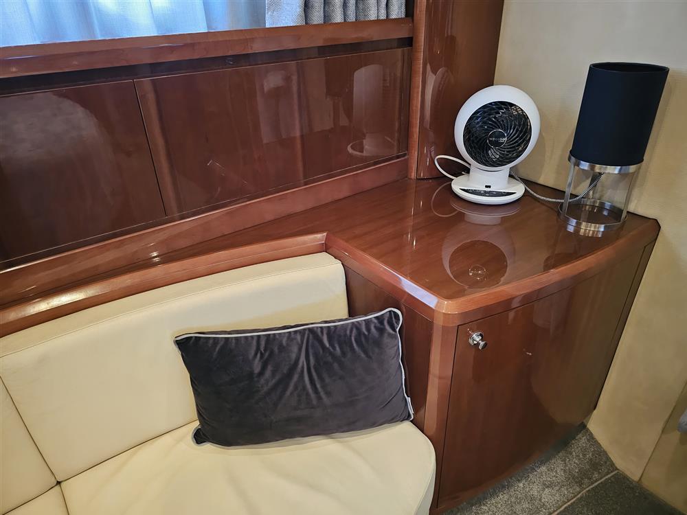 Princess 21M