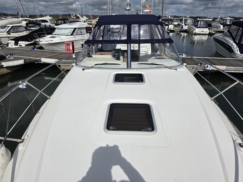 Sealine S28