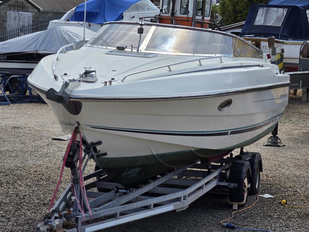 Sunseeker Hawk 27