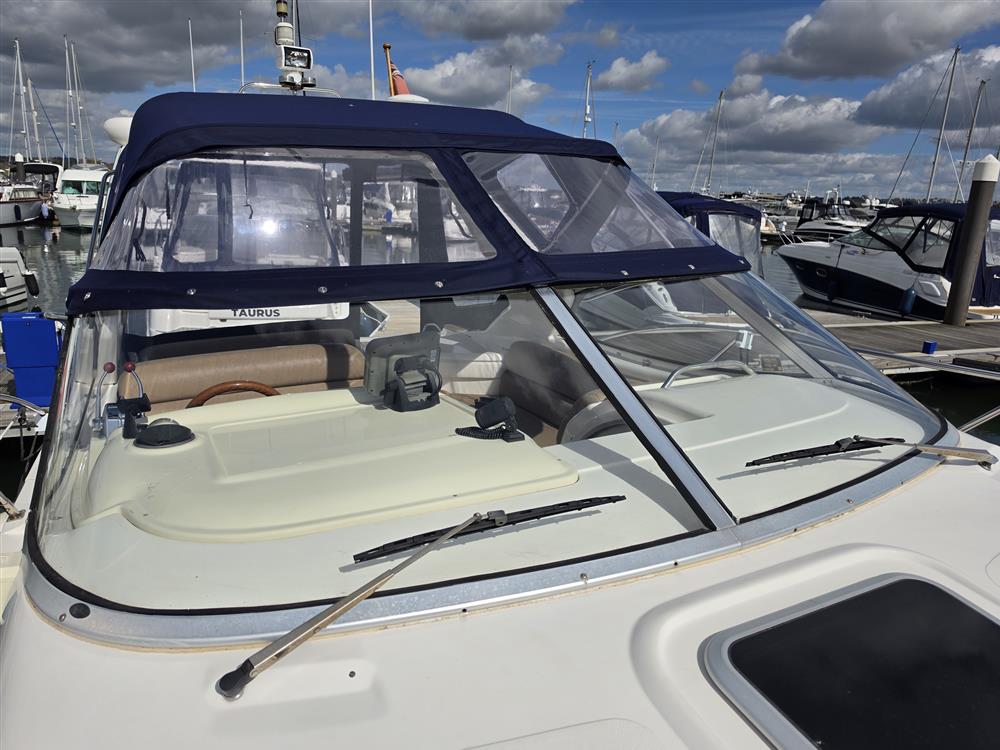 Sealine S28