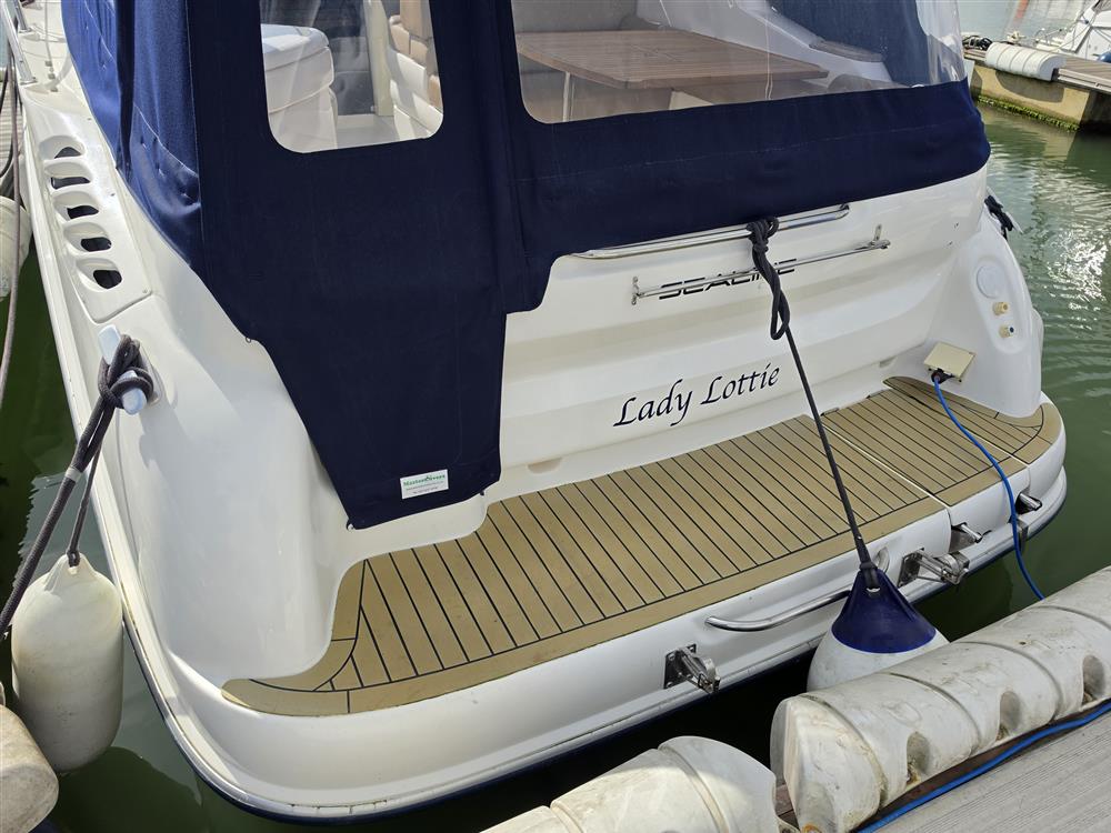 Sealine S28
