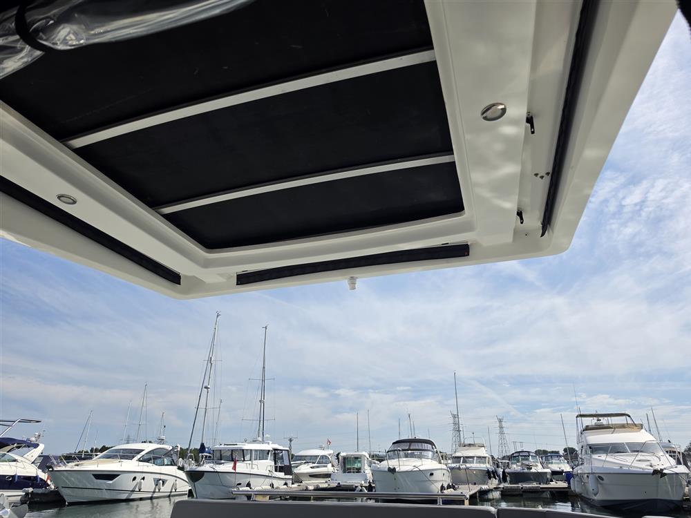 Beneteau Antares 11