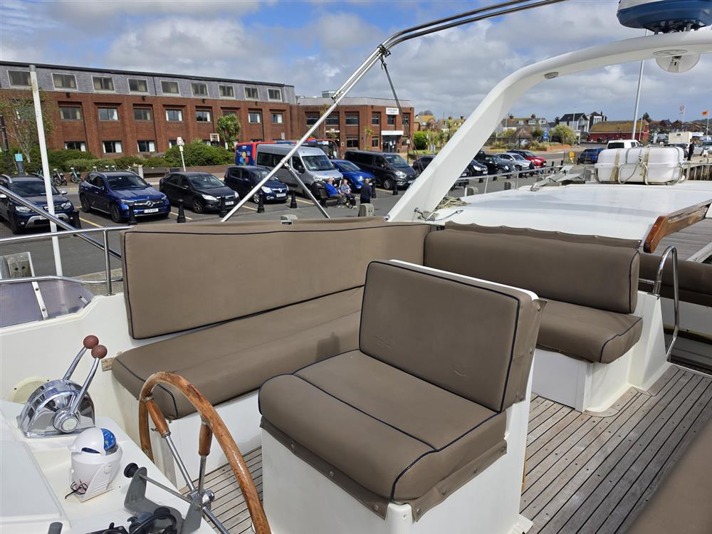 Trader 475 Signature