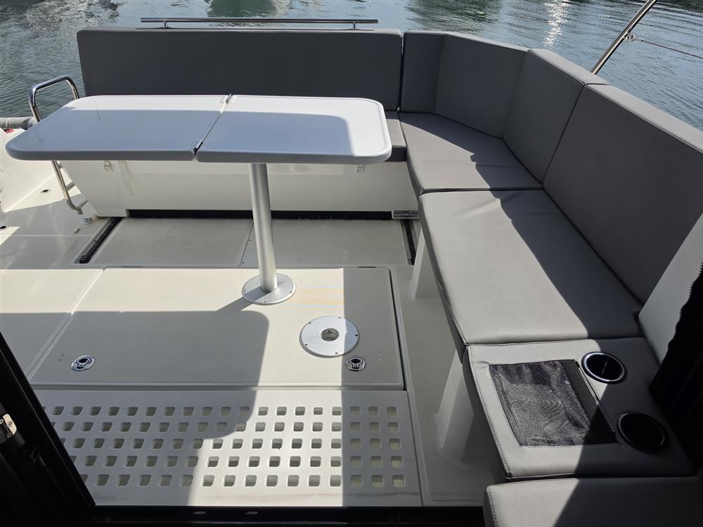 Beneteau Antares 11