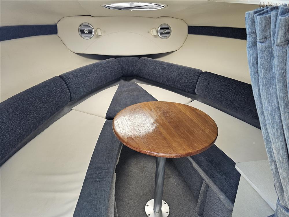 Bayliner 802