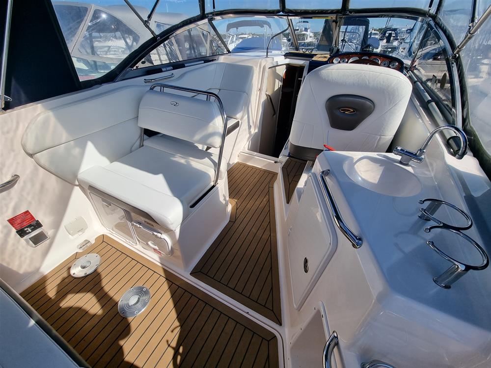 Regal 2565