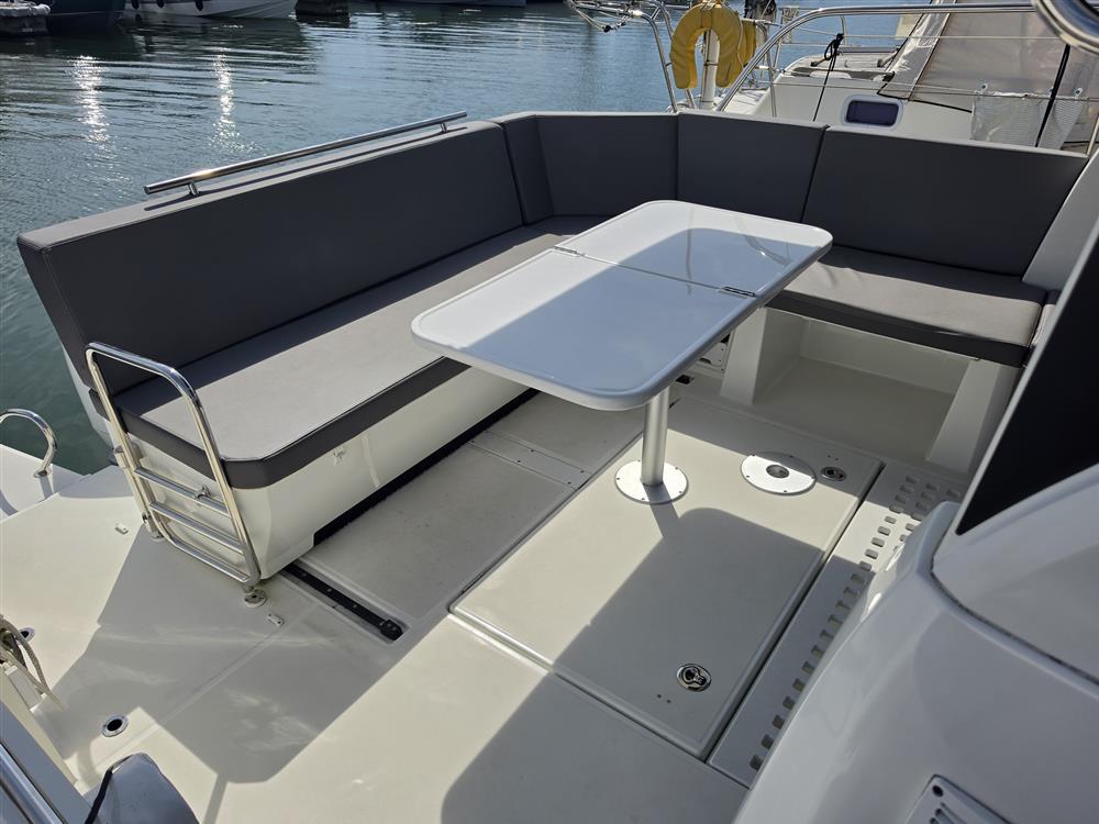Beneteau Antares 11