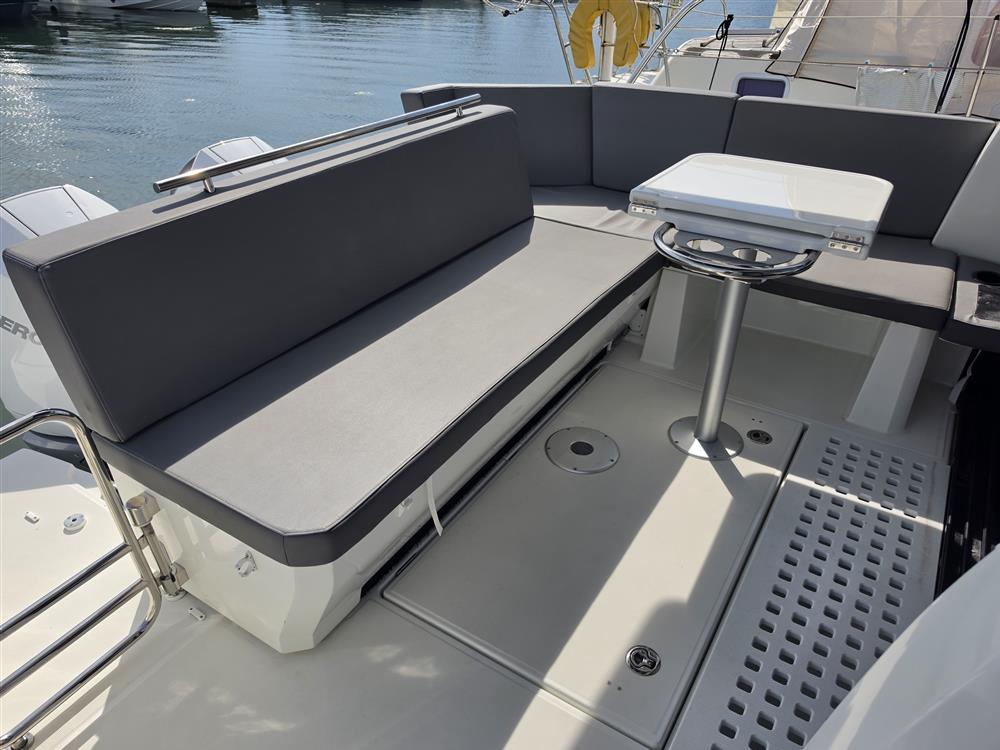 Beneteau Antares 11