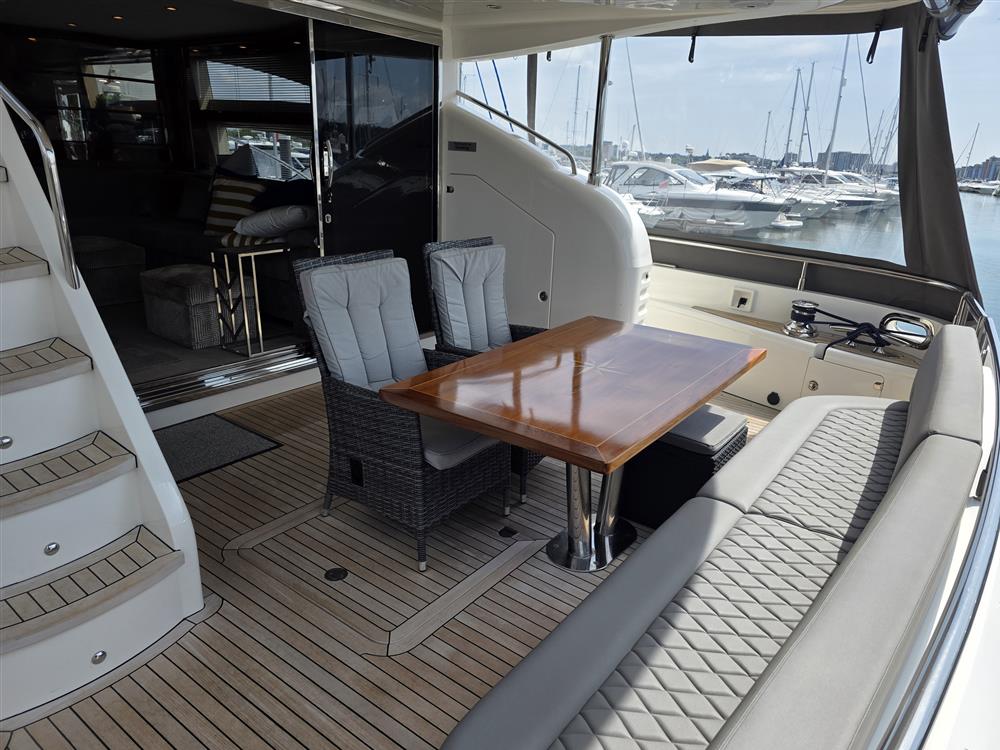 Princess 21M