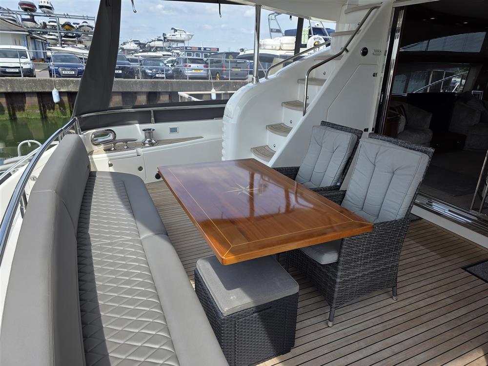 Princess 21M