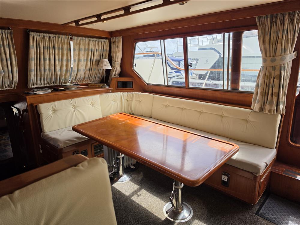 Trader 475 Signature