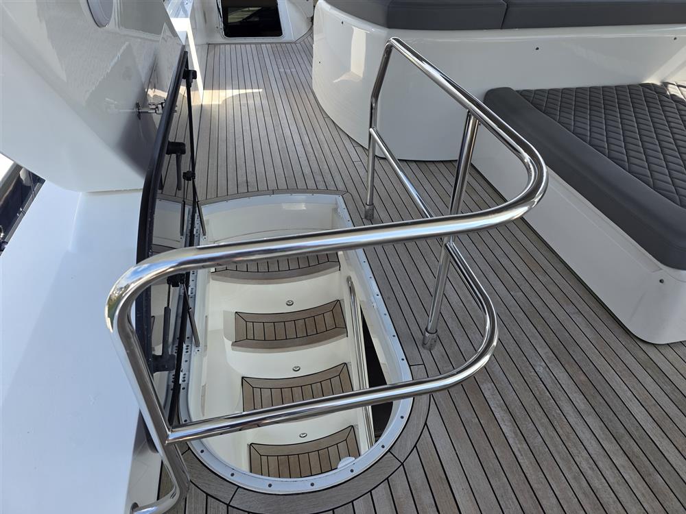Princess 21M