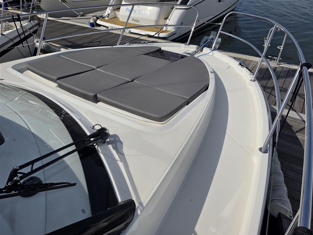 Beneteau Antares 11