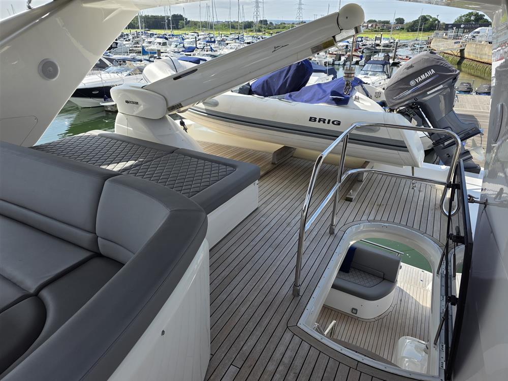 Princess 21M