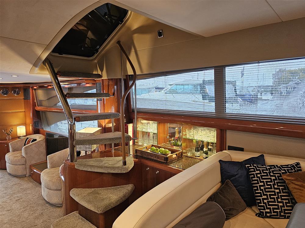 Princess 21M