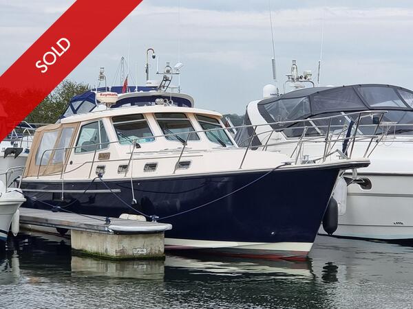 2004 Island Packet Craft Express 360 for sale at Origin Yachts